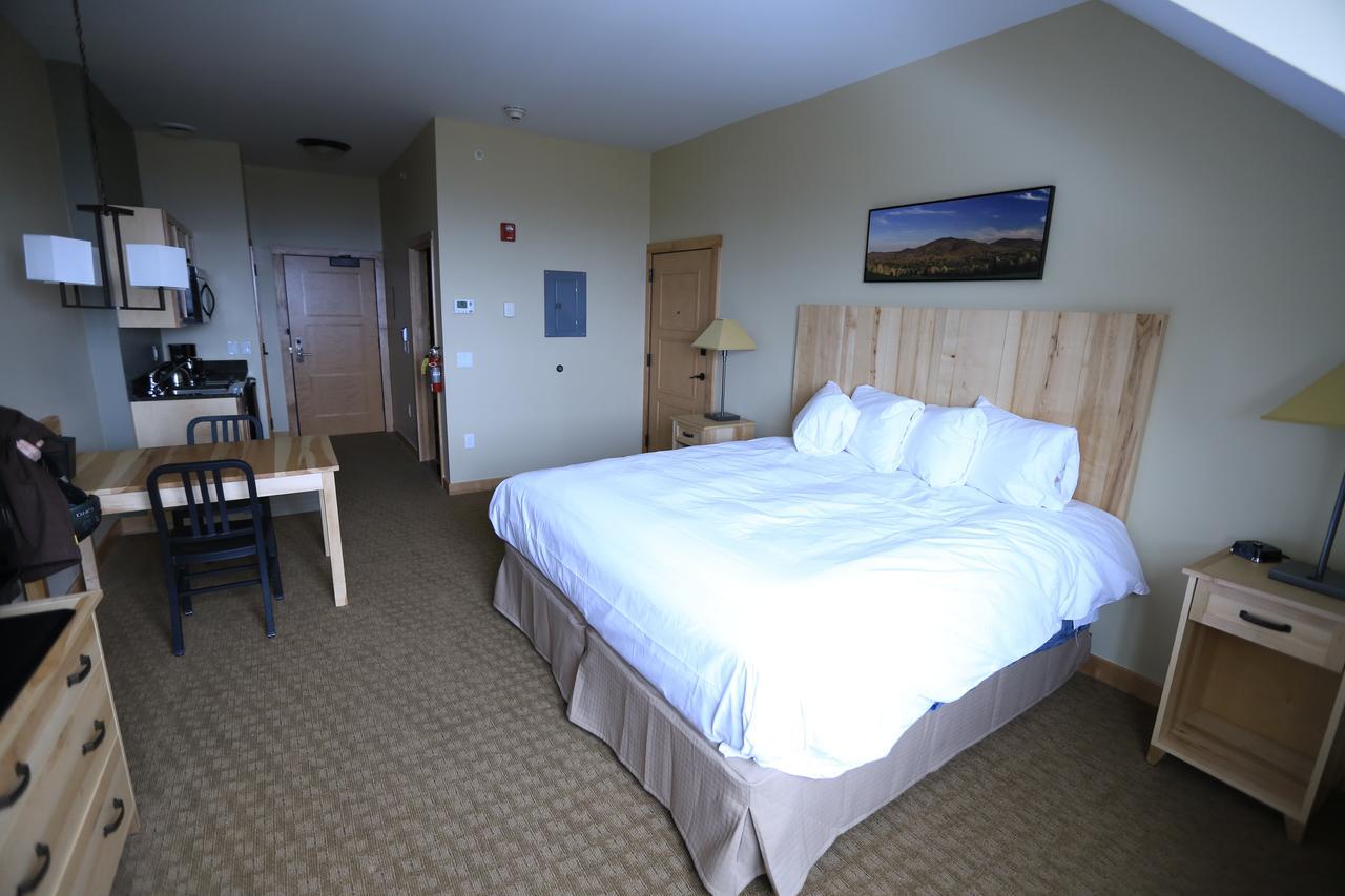Burke Mountain Hotel And Conference Center Экстерьер фото